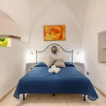 Dimora Dei Messapi * צ'לייה מספיקה